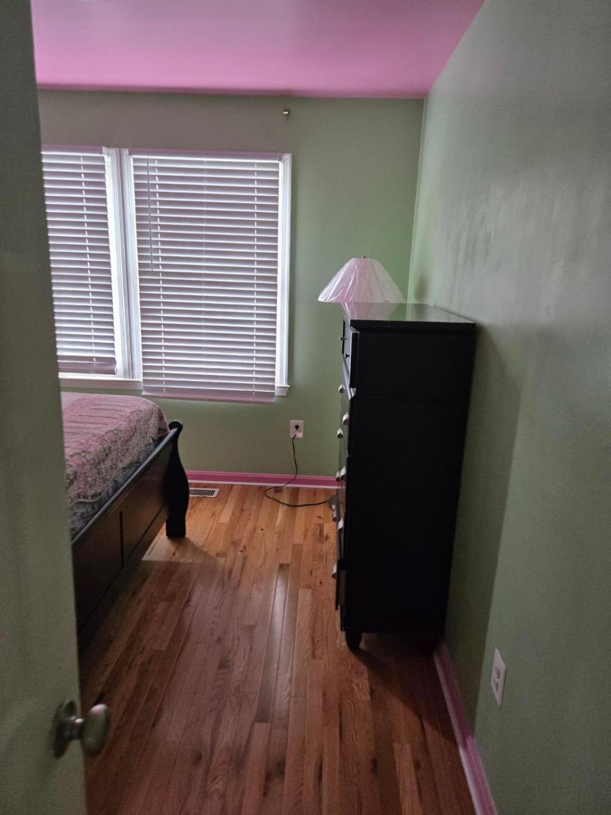 Special Rate Worthy Posh And Magnificent 4 Bedrooms And Two & Half Bath グリーンベルト エクステリア 写真